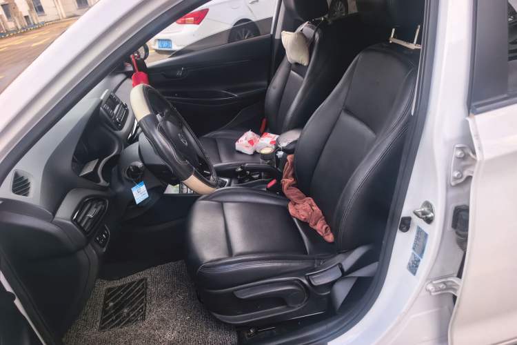 Used Hyundai Celesta 2018 1.6L Automatic GL Enjoyment Edition China VI compliant Left Front Seat
