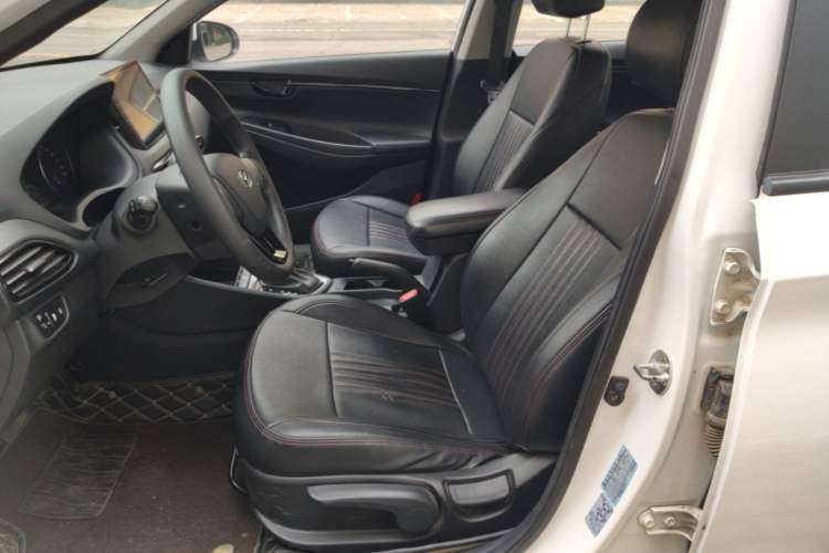 Used Hyundai Celesta 2018 1.6L Automatic GL Enjoyment Edition China VI compliant Left Front Seat
