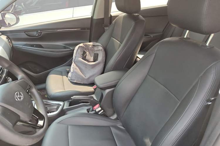 Used Hyundai Celesta 2018 1.6L Automatic GL Enjoyment Edition China VI compliant Left Front Seat