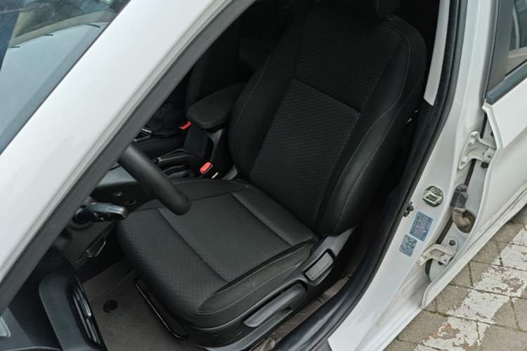Used Hyundai Celesta 2018 1.6L Automatic GL Enjoyment Version China V Standard Left Front Seat