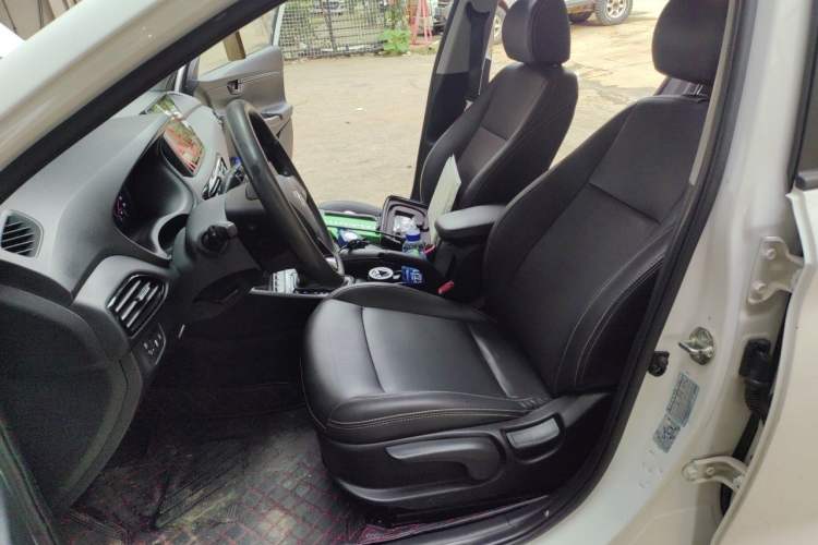 Used Hyundai Celesta 2018 1.6L Automatic GL Enjoyment Edition China VI compliant Left Front Seat