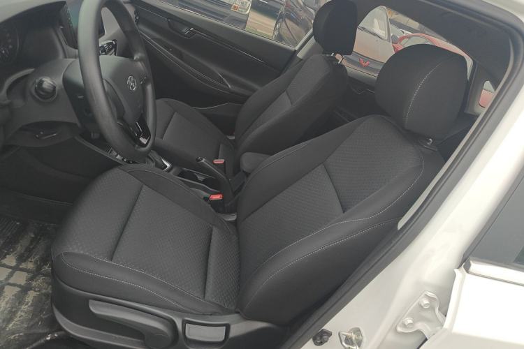 Used Hyundai Celesta 2018 1.6L Automatic GL Enjoyment Edition China VI compliant Left Front Seat