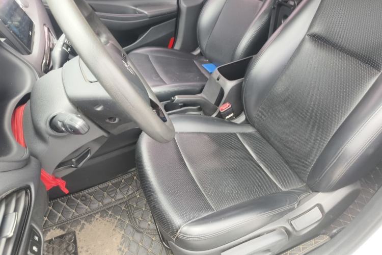 Used Hyundai Celesta 2018 1.6L Automatic GL Enjoyment Edition China VI compliant Left Front Seat