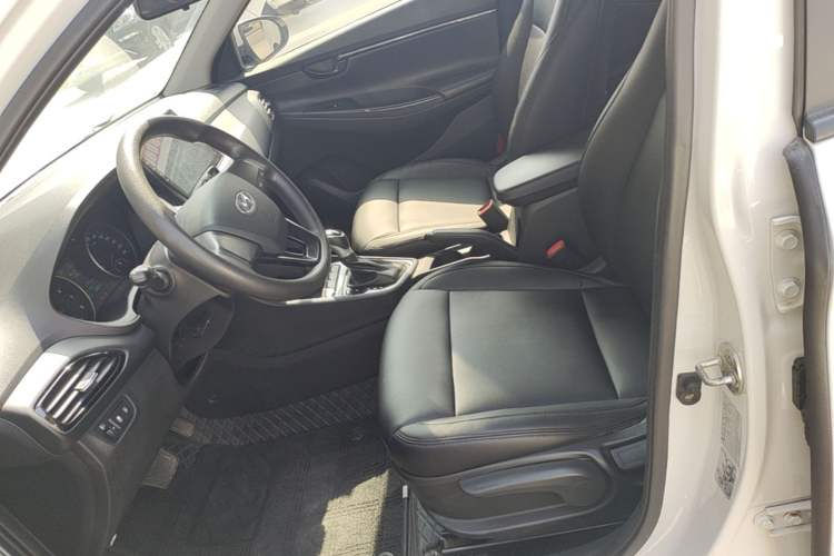 Used Hyundai Celesta 2018 1.6L Automatic GL Enjoyment Edition China VI compliant Left Front Seat