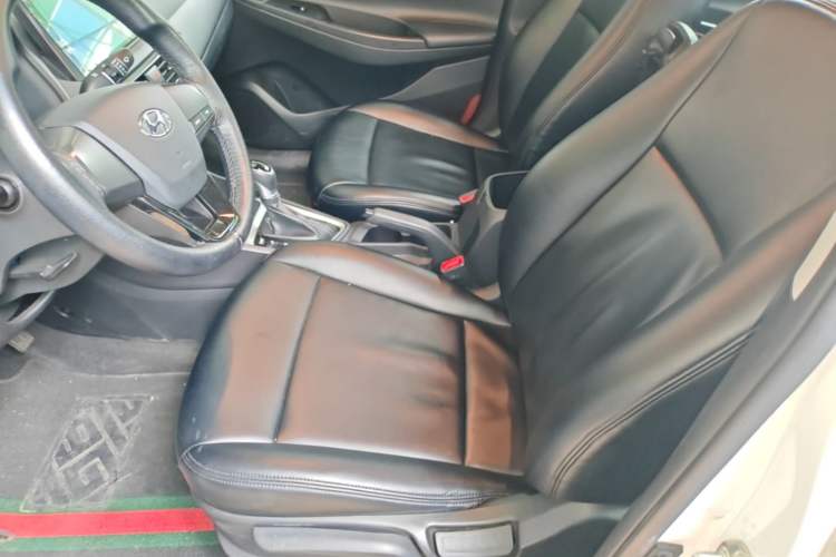 Used Hyundai Celesta 2018 1.6L Automatic GL Enjoyment Edition China VI compliant Left Front Seat