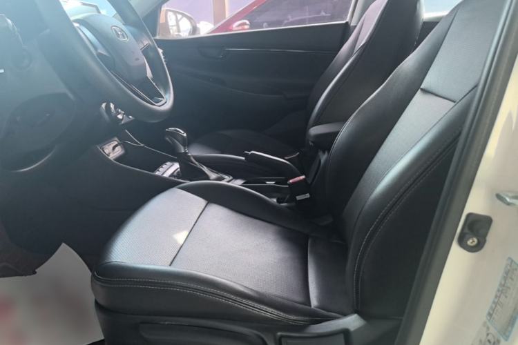 Used Hyundai Celesta 2018 1.6L Automatic GL Enjoyment Edition China VI compliant Left Front Seat