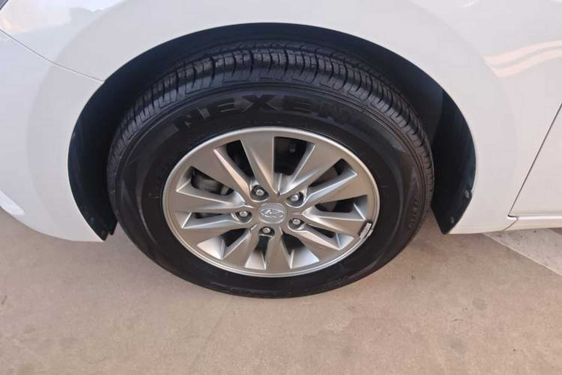 Used Hyundai Celesta 2018 1.6L Automatic GL Enjoyment Version China V Standard Left Front Wheel Hub