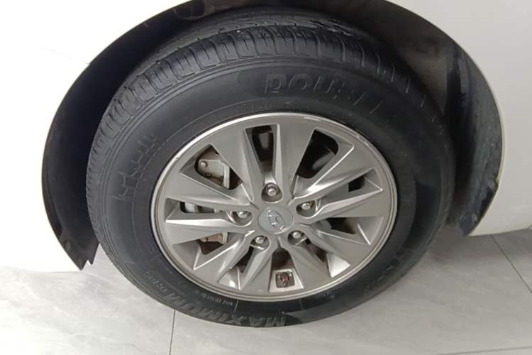 Used Hyundai Celesta 2018 1.6L Automatic GL Enjoyment Edition China VI compliant Left Front Wheel Hub