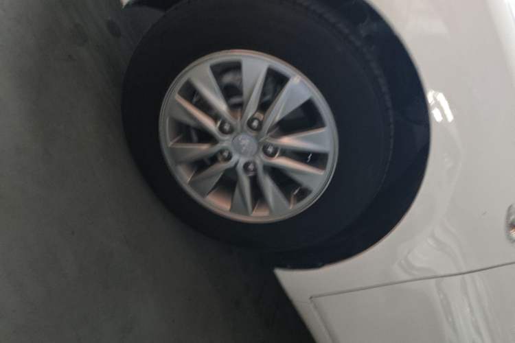 Used Hyundai Celesta 2018 1.6L Automatic GL Enjoyment Edition China VI compliant Left Front Wheel Hub