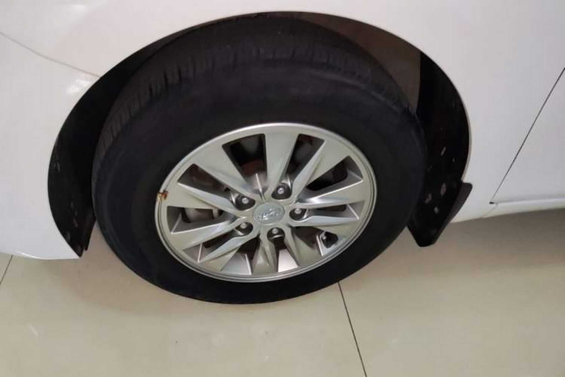 Used Hyundai Celesta 2018 1.6L Automatic GL Enjoyment Edition China VI compliant Left Front Wheel Hub