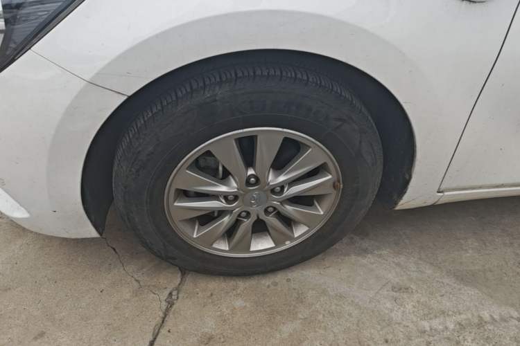 Used Hyundai Celesta 2018 1.6L Automatic GL Enjoyment Edition China VI compliant Left Front Wheel Hub