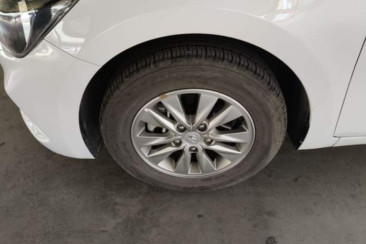 Used Hyundai Celesta 2018 1.6L Automatic GL Enjoyment Edition China VI compliant Left Front Wheel Hub