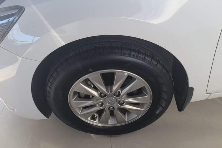 Used Hyundai Celesta 2018 1.6L Automatic GL Enjoyment Edition China VI compliant Left Front Wheel Hub