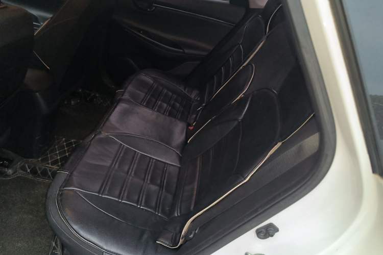 Used Hyundai Celesta 2018 1.6L Automatic GL Enjoyment Version China V Standard Left Rear Seat