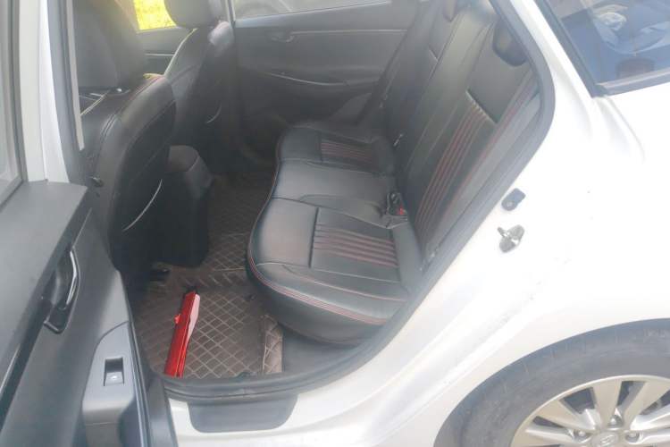 Used Hyundai Celesta 2018 1.6L Automatic GL Enjoyment Version China V Standard Left Rear Seat
