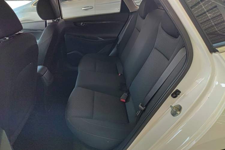 Used Hyundai Celesta 2018 1.6L Automatic GL Enjoyment Version China V Standard Left Rear Seat