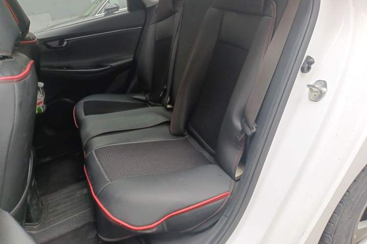 Used Hyundai Celesta 2018 1.6L Automatic GL Enjoyment Version China V Standard Left Rear Seat
