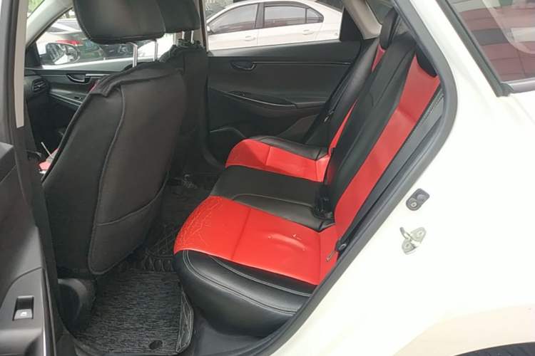 Used Hyundai Celesta 2018 1.6L Automatic GL Enjoyment Edition China VI compliant Left Rear Seat