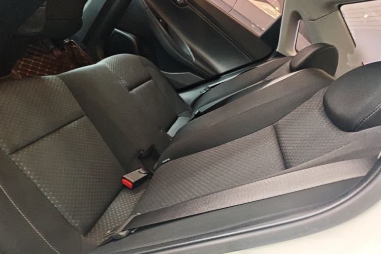 Used Hyundai Celesta 2018 1.6L Automatic GL Enjoyment Version China V Standard Left Rear Seat