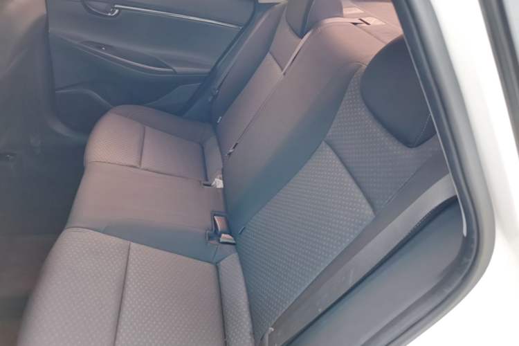 Used Hyundai Celesta 2018 1.6L Automatic GL Enjoyment Edition China VI compliant Left Rear Seat