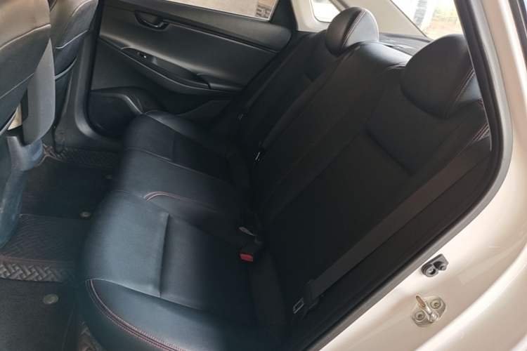 Used Hyundai Celesta 2018 1.6L Automatic GL Enjoyment Edition China VI compliant Left Rear Seat