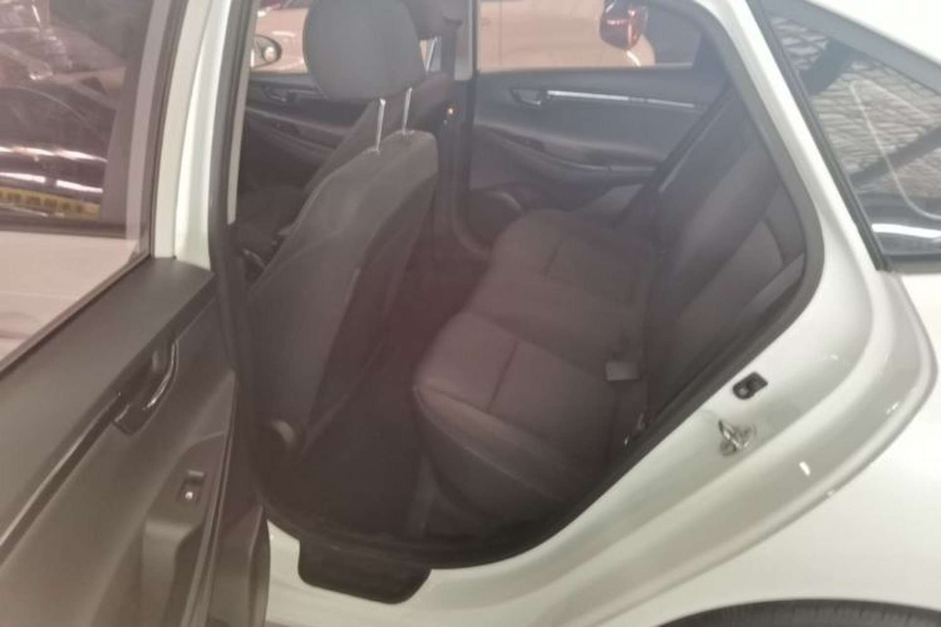 Used Hyundai Celesta 2018 1.6L Automatic GL Enjoyment Version China V Standard Left Rear Seat