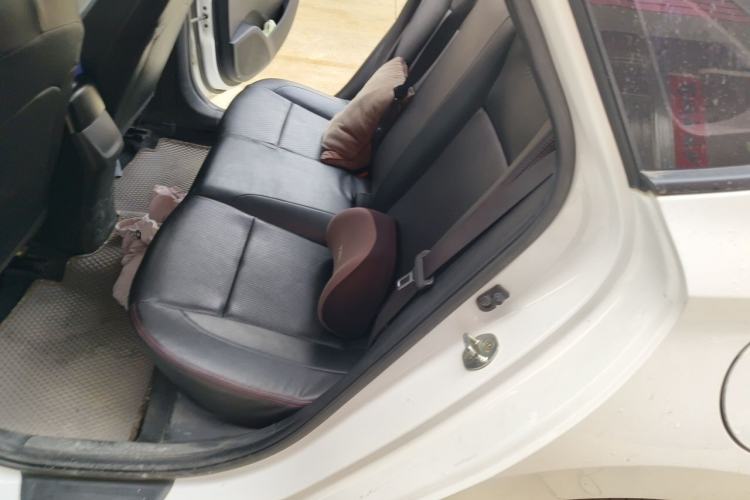 Used Hyundai Celesta 2018 1.6L Automatic GL Enjoyment Version China V Standard Left Rear Seat