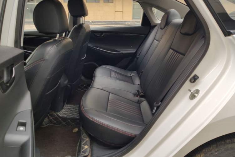 Used Hyundai Celesta 2018 1.6L Automatic GL Enjoyment Edition China VI compliant Left Rear Seat