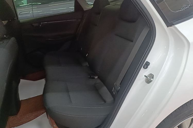 Used Hyundai Celesta 2018 1.6L Automatic GL Enjoyment Edition China VI compliant Left Rear Seat