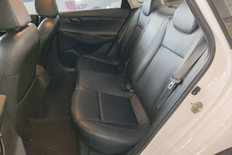 Used Hyundai Celesta 2018 1.6L Automatic GL Enjoyment Edition China VI compliant Left Rear Seat