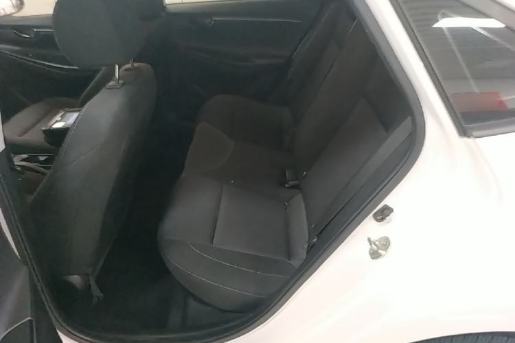 Used Hyundai Celesta 2018 1.6L Automatic GL Enjoyment Edition China VI compliant Left Rear Seat