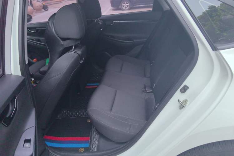 Used Hyundai Celesta 2018 1.6L Automatic GL Enjoyment Edition China VI compliant Left Rear Seat