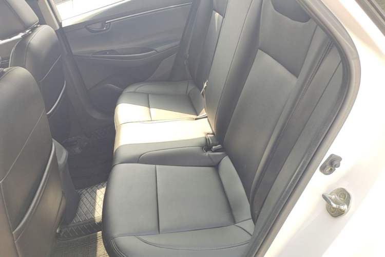Used Hyundai Celesta 2018 1.6L Automatic GL Enjoyment Edition China VI compliant Left Rear Seat
