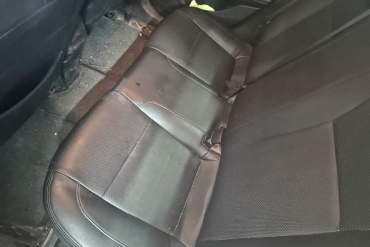 Used Hyundai Celesta 2018 1.6L Automatic GL Enjoyment Edition China VI compliant Left Rear Seat