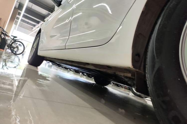 Used Hyundai Celesta 2018 1.6L Automatic GL Enjoyment Edition China VI compliant Left Side Sill