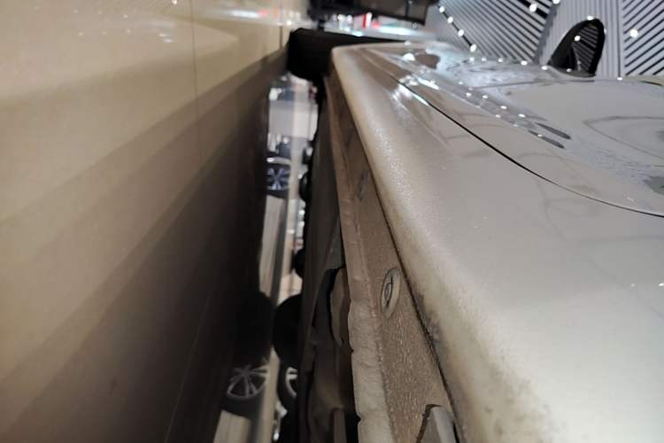 Used Hyundai Celesta 2018 1.6L Automatic GL Enjoyment Edition China VI compliant Left Side Sill