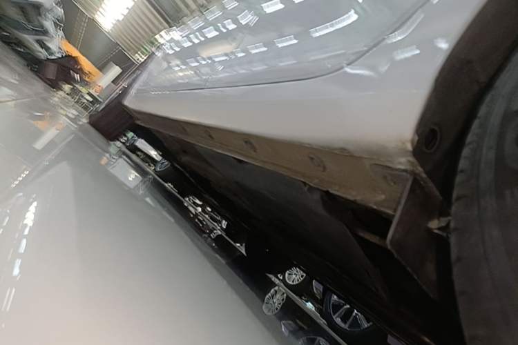 Used Hyundai Celesta 2018 1.6L Automatic GL Enjoyment Edition China VI compliant Left Side Sill