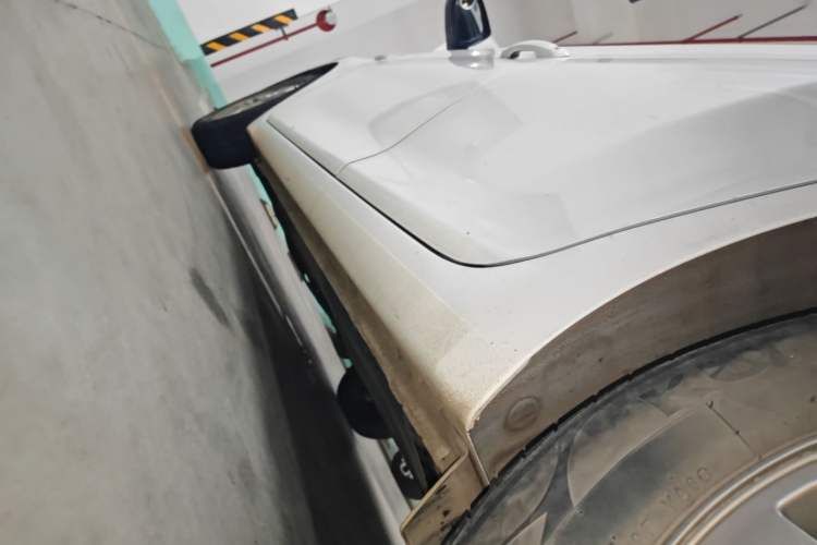 Used Hyundai Celesta 2018 1.6L Automatic GL Enjoyment Edition China VI compliant Left Side Sill
