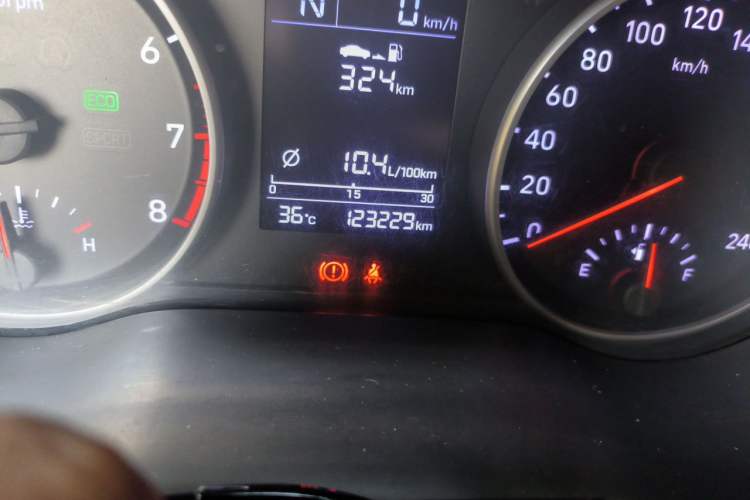 Used Hyundai Celesta 2018 1.6L Automatic GL Enjoyment Version China V Standard Odometer Close Up