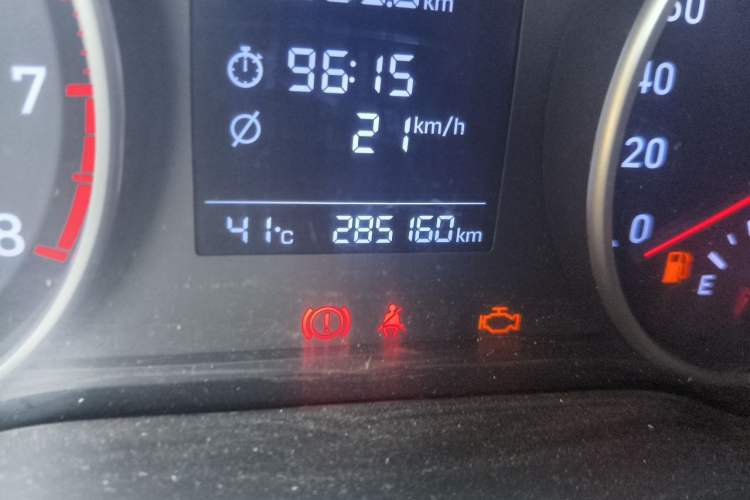 Used Hyundai Celesta 2018 1.6L Automatic GL Enjoyment Edition China VI compliant Odometer Close Up
