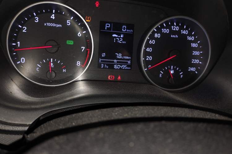 Used Hyundai Celesta 2018 1.6L Automatic GL Enjoyment Version China V Standard Odometer Close Up