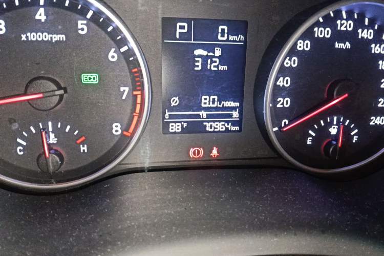 Used Hyundai Celesta 2018 1.6L Automatic GL Enjoyment Edition China VI compliant Odometer Close Up