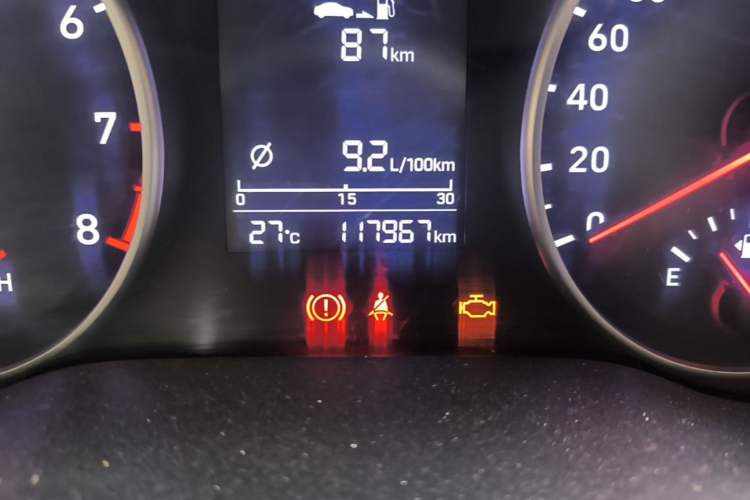 Used Hyundai Celesta 2018 1.6L Automatic GL Enjoyment Edition China VI compliant Odometer Close Up