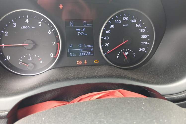 Used Hyundai Celesta 2018 1.6L Automatic GL Enjoyment Version China V Standard Odometer Close Up