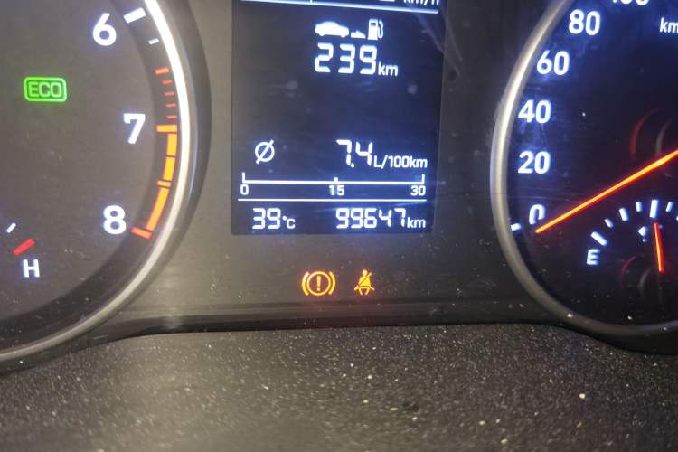 Used Hyundai Celesta 2018 1.6L Automatic GL Enjoyment Edition China VI compliant Odometer Close Up