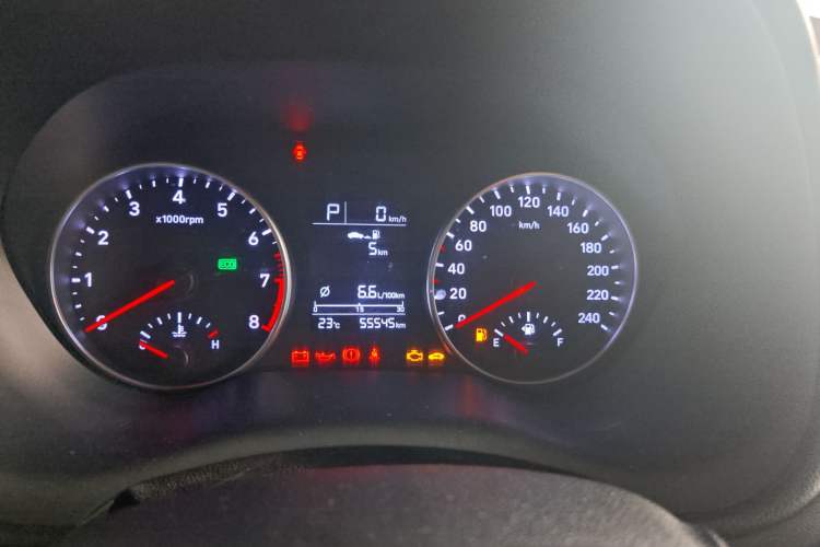 Used Hyundai Celesta 2018 1.6L Automatic GL Enjoyment Edition China VI compliant Odometer Close Up