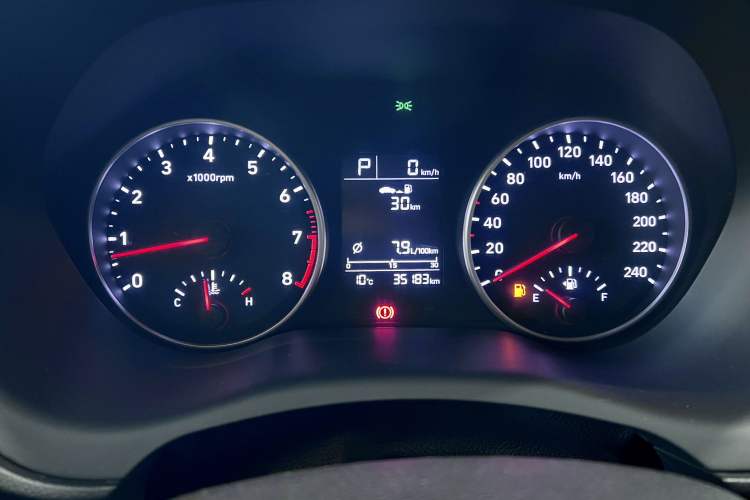 Used Hyundai Celesta 2018 1.6L Automatic GL Enjoyment Edition China VI compliant Odometer Close Up