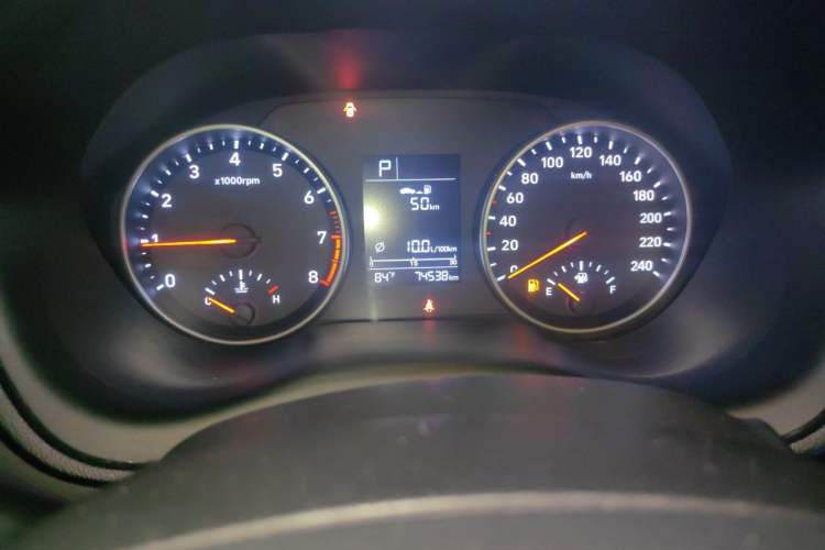 Used Hyundai Celesta 2018 1.6L Automatic GL Enjoyment Version China V Standard Odometer Close Up