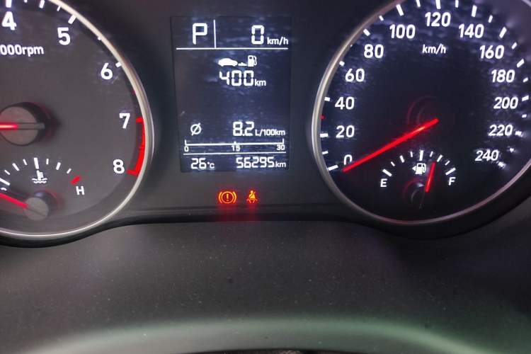 Used Hyundai Celesta 2018 1.6L Automatic GL Enjoyment Edition China VI compliant Odometer Close Up