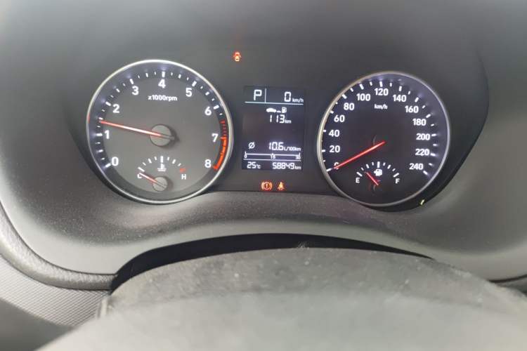 Used Hyundai Celesta 2018 1.6L Automatic GL Enjoyment Edition China VI compliant Odometer Close Up